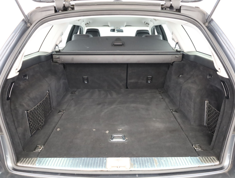 Mercedes-Benz E, 2013