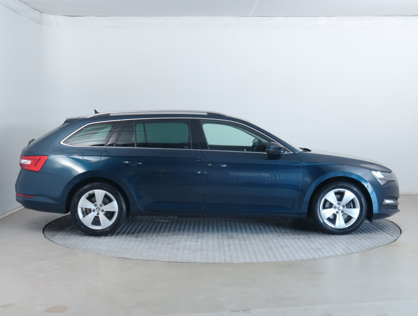 Škoda Superb, 2022