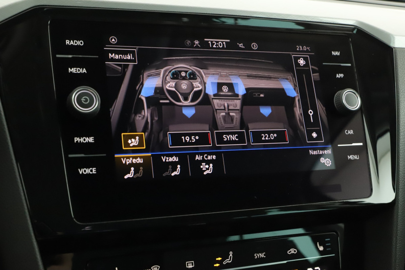 Volkswagen Passat, 2023
