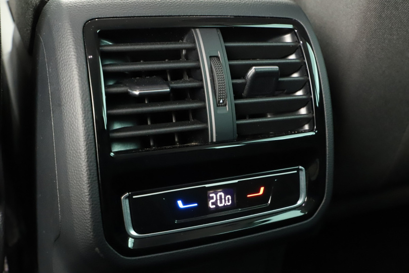 Volkswagen Passat, 2023