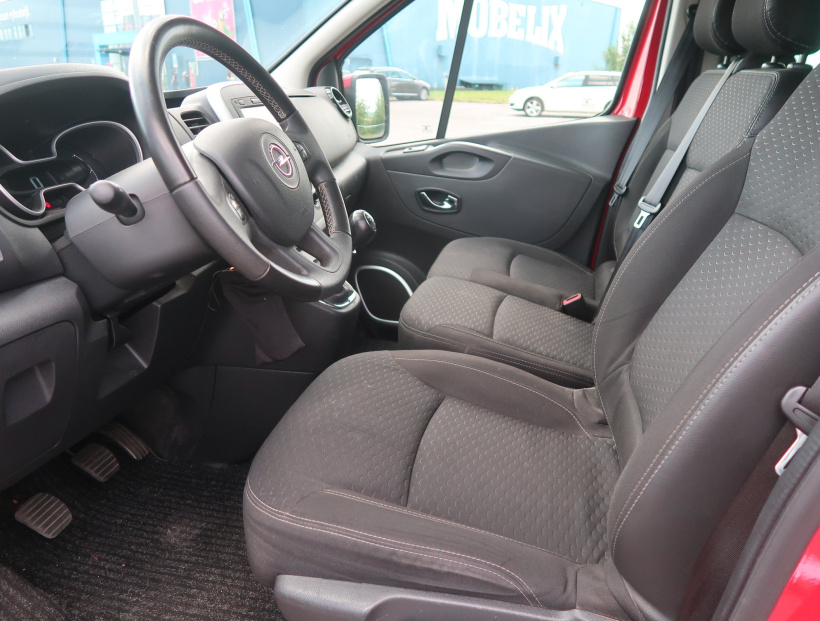 Opel Vivaro, 2015