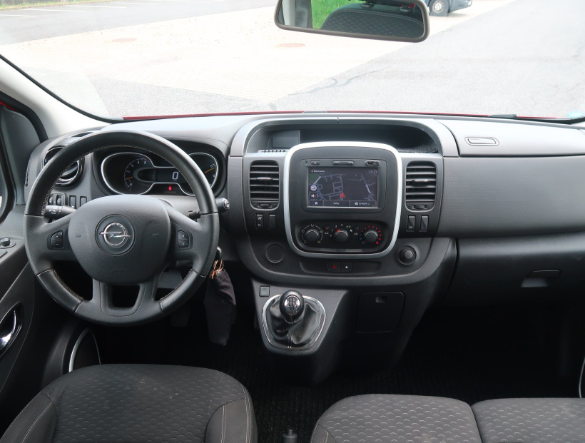Opel Vivaro, 2015