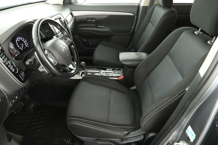 Mitsubishi Outlander, 2018