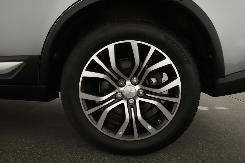 Mitsubishi Outlander, 2018