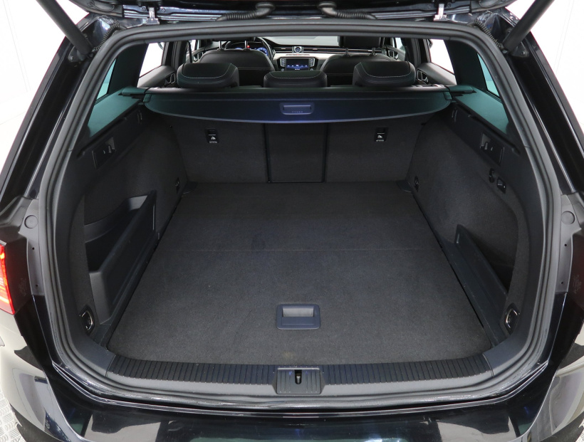 Volkswagen Passat, 2015