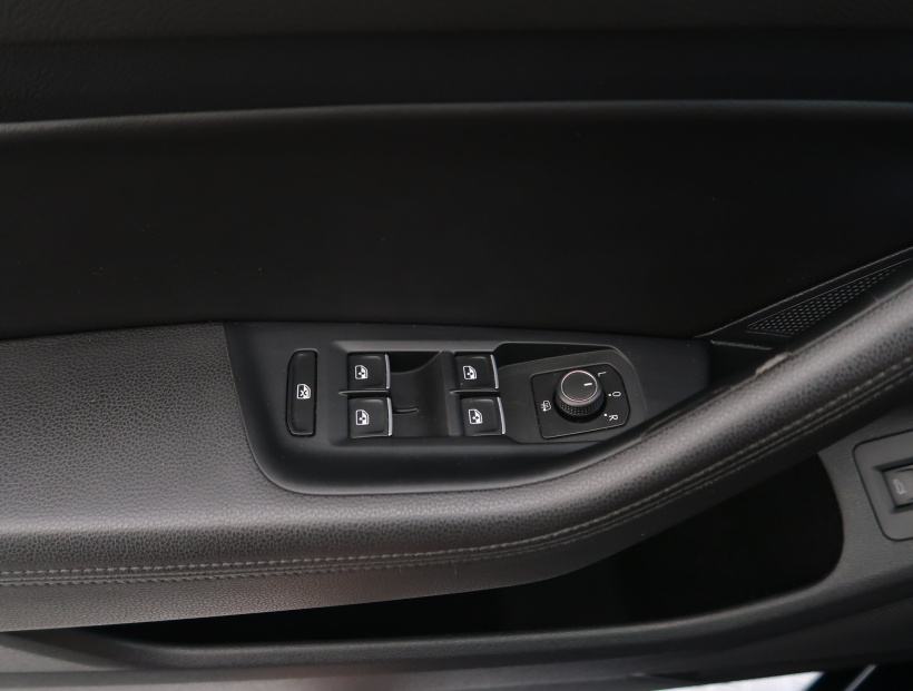 Volkswagen Passat, 2015