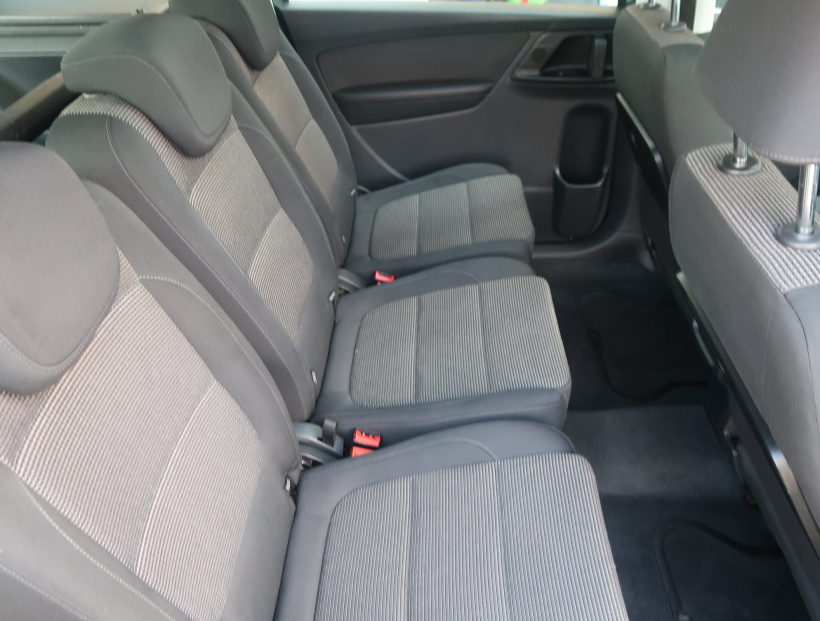Volkswagen Sharan, 2011