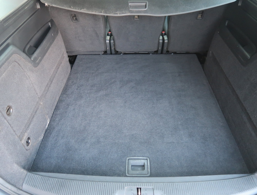 Volkswagen Sharan, 2011