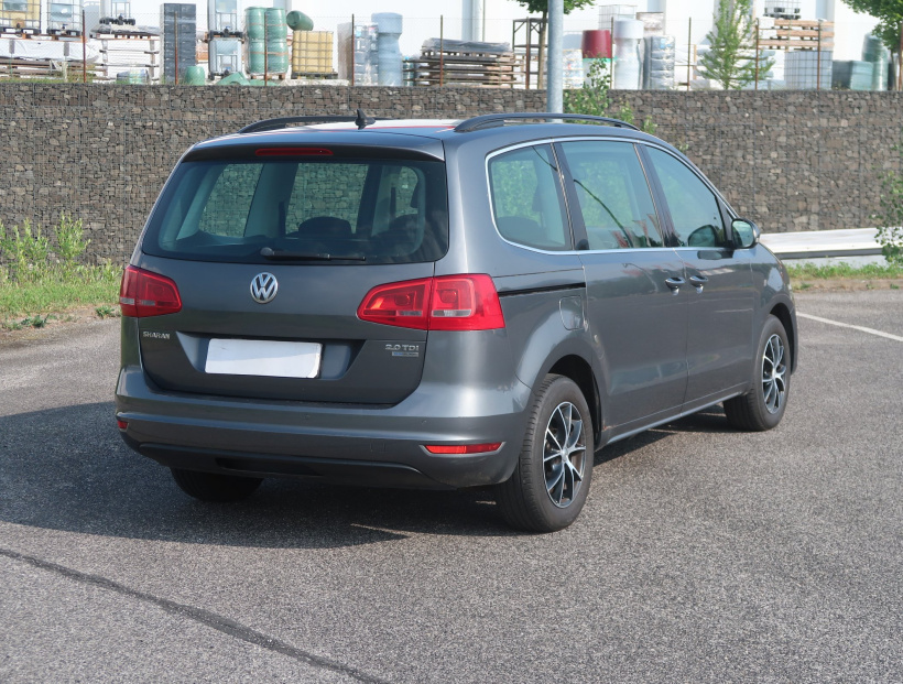 Volkswagen Sharan, 2011