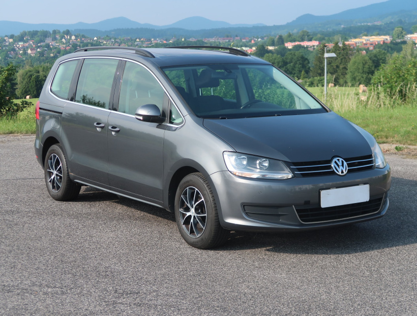 Volkswagen Sharan, 2011