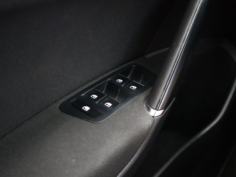 Volkswagen Golf, 2017