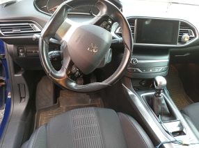 Peugeot 308 - 2017