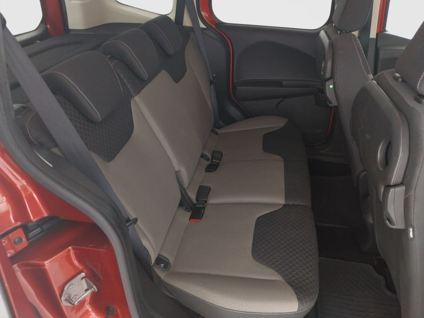 Ford Tourneo Courier, 2017