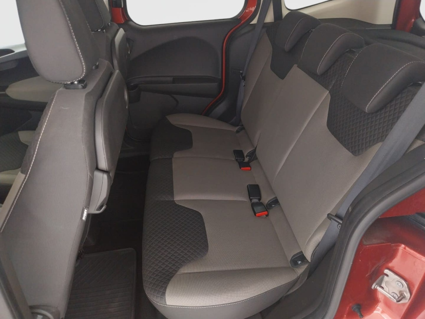 Ford Tourneo Courier, 2017