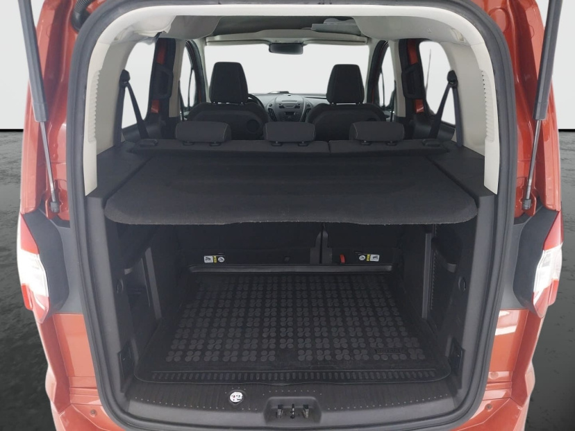 Ford Tourneo Courier, 2017