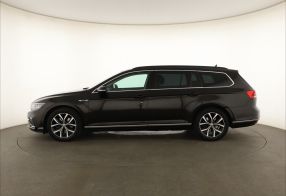 Volkswagen Passat - 2020