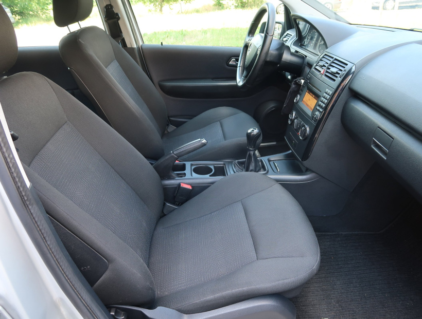 Mercedes-Benz A, 2011