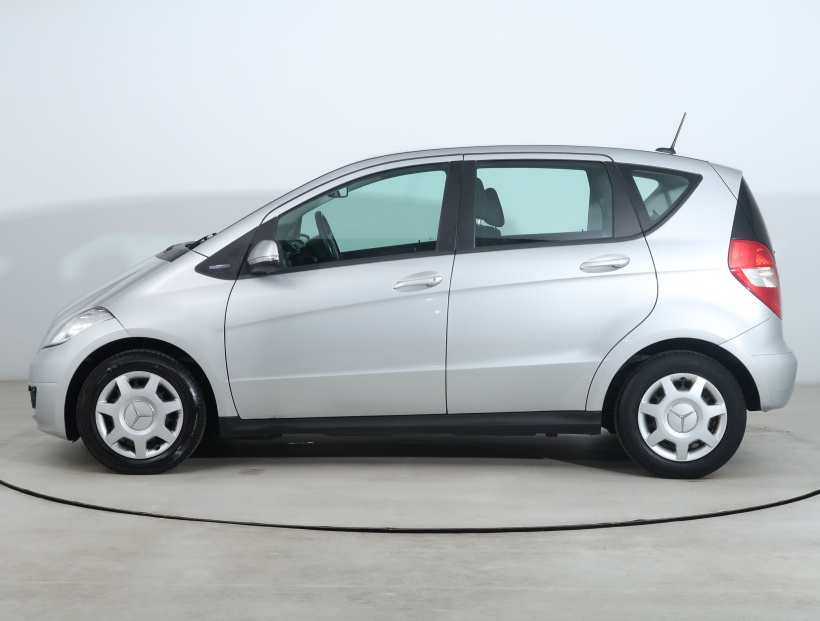 Mercedes-Benz A, 2011