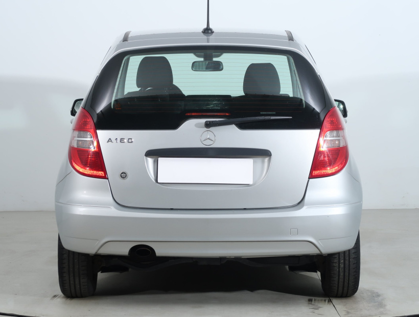 Mercedes-Benz A, 2011