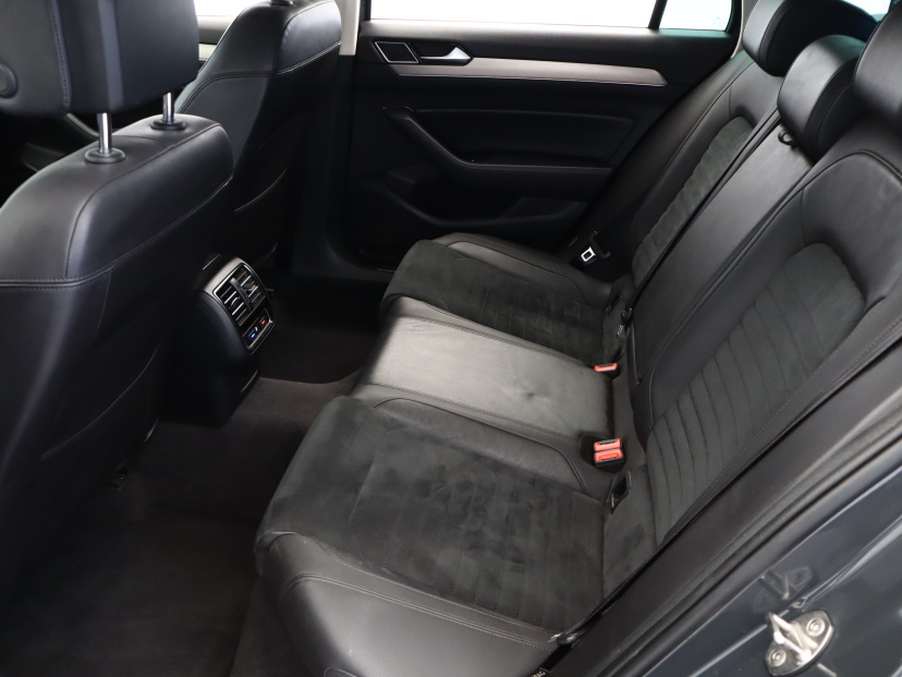 Volkswagen Passat, 2018