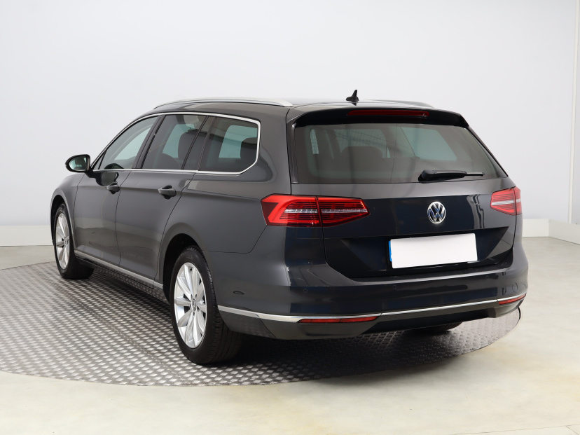 Volkswagen Passat, 2018