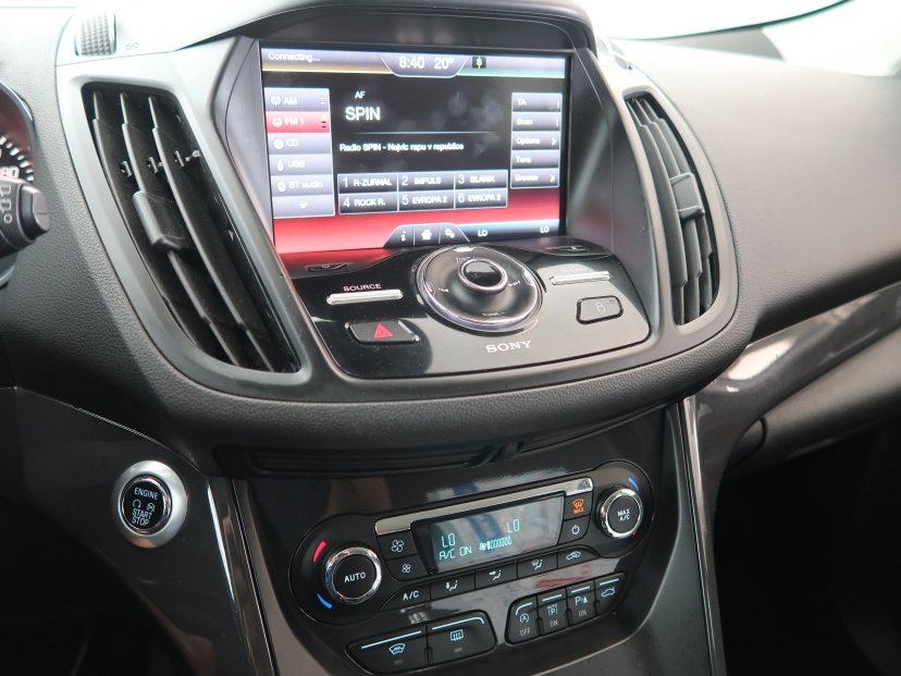 Ford Kuga, 2016
