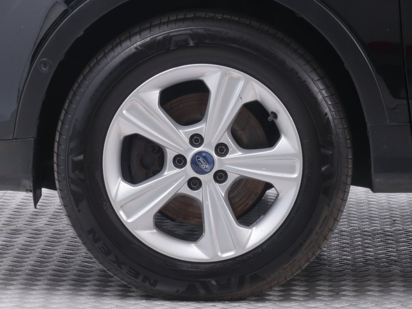 Ford Kuga, 2016