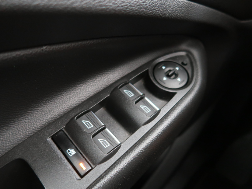 Ford Kuga, 2016