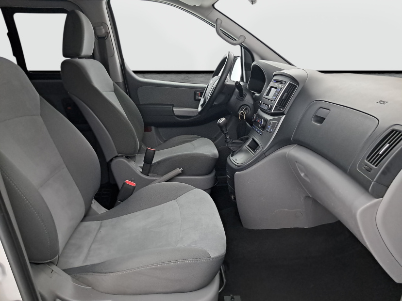 Hyundai H-1 Tour, 2016