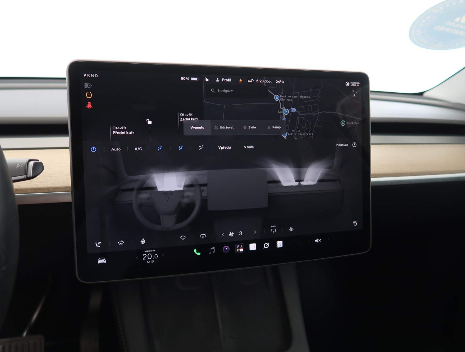 Tesla Model Y Long Range AWD – fotografie 23