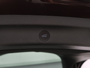 Tesla Model Y - 2023