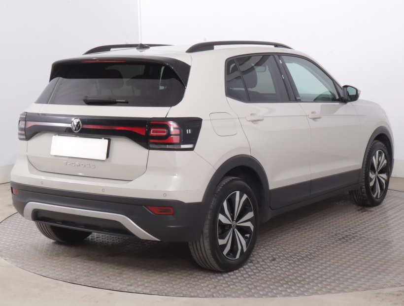 Volkswagen T-Cross, 2022