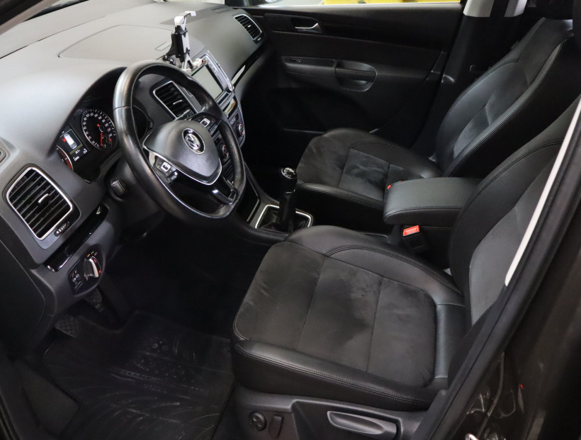 Volkswagen Sharan, 2020