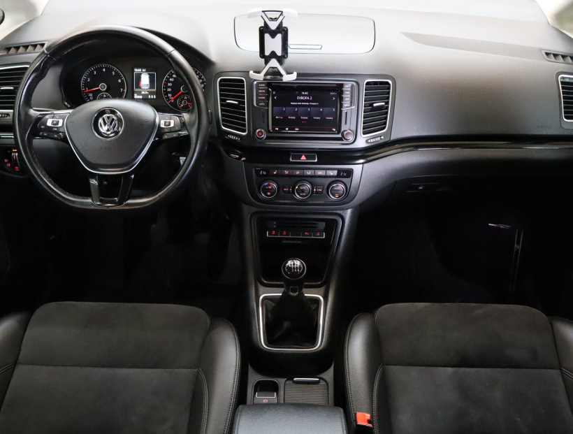 Volkswagen Sharan, 2020