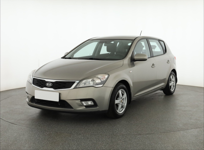 Kia Ceed, 2012