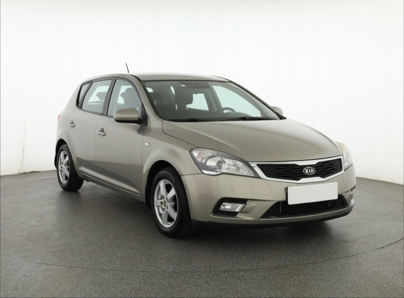 Kia Ceed, 2012