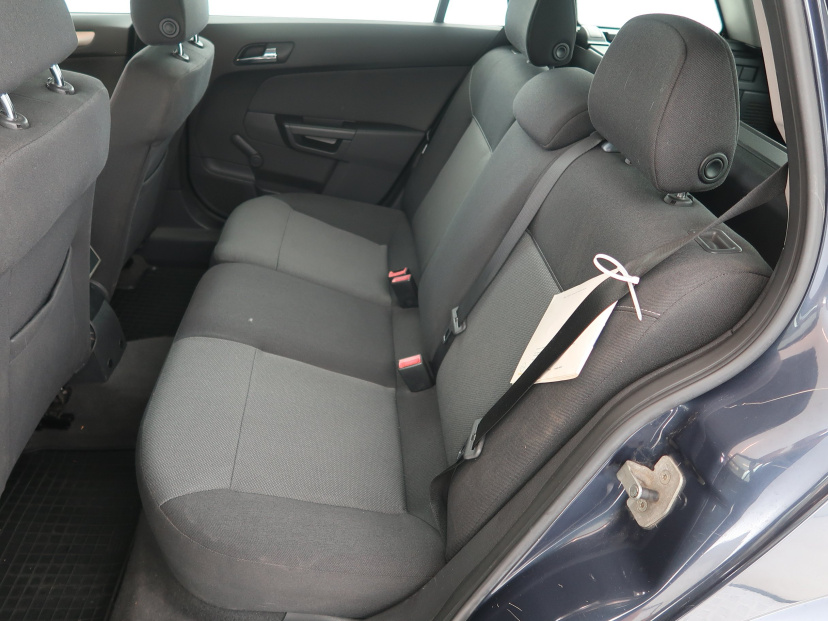 Opel Astra, 2007