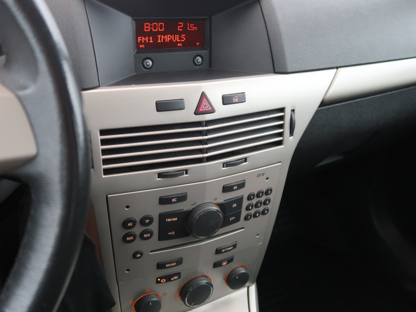 Opel Astra, 2007