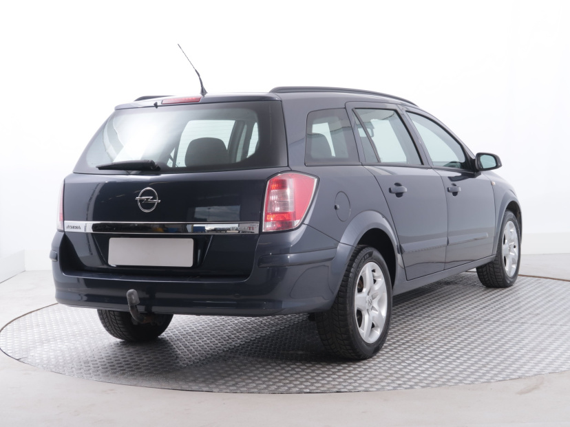 Opel Astra, 2007