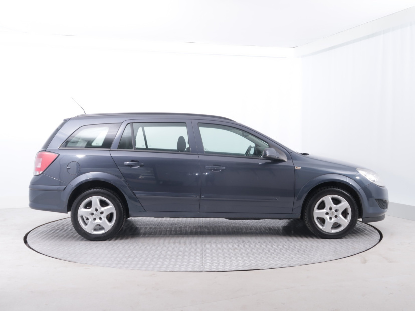Opel Astra, 2007