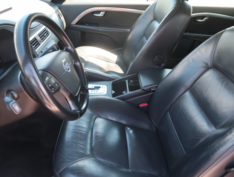 Volvo V70, 2009