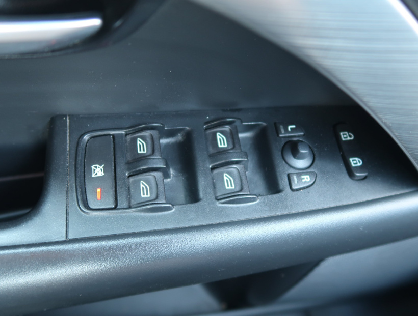 Volvo V70, 2009