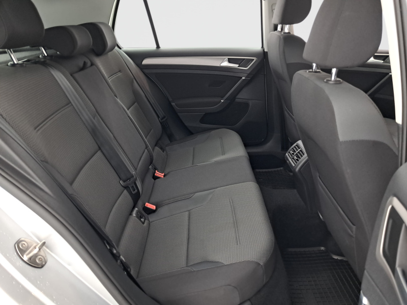 Volkswagen Golf, 2016