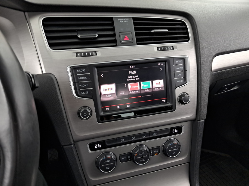 Volkswagen Golf, 2016