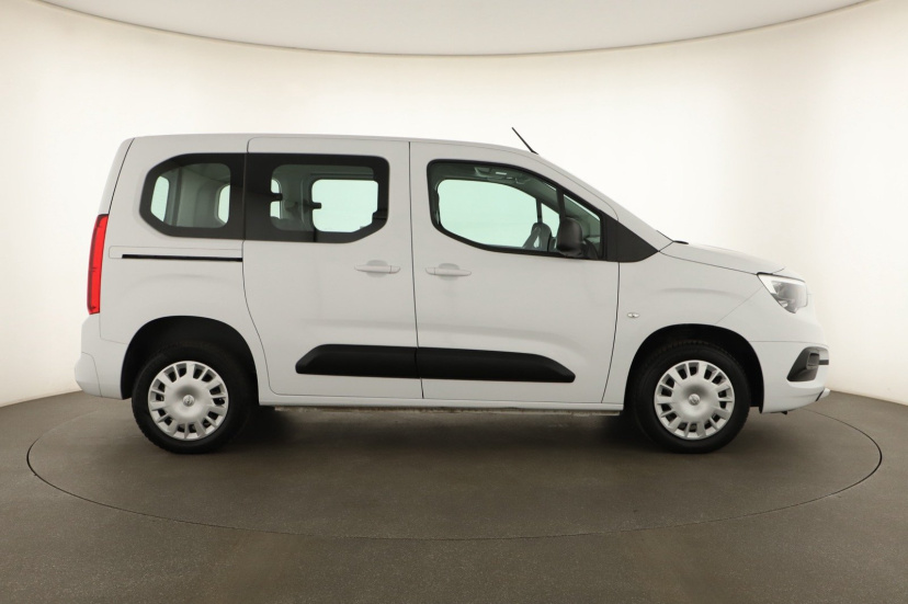 Opel Combo, 2023