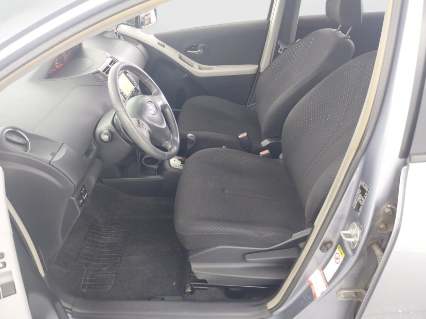Toyota Yaris, 2011
