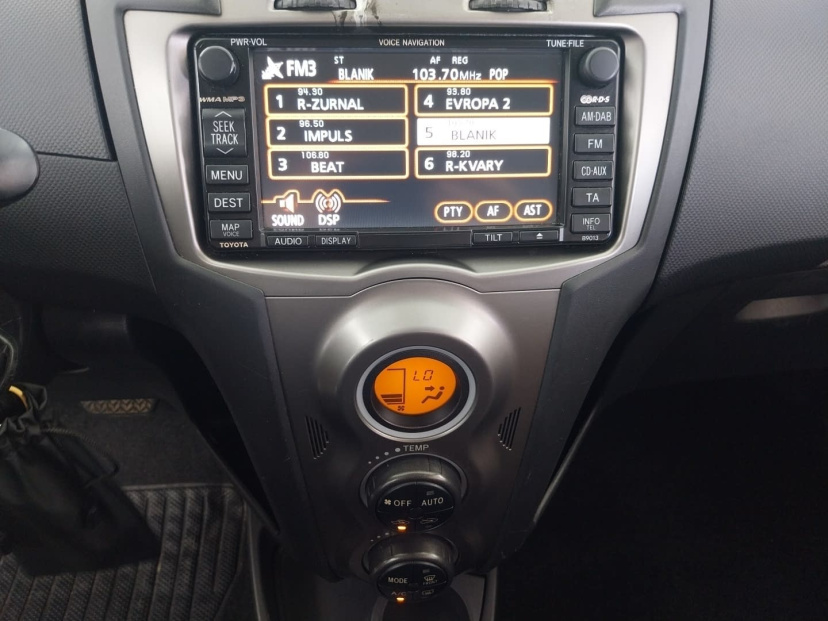 Toyota Yaris, 2011