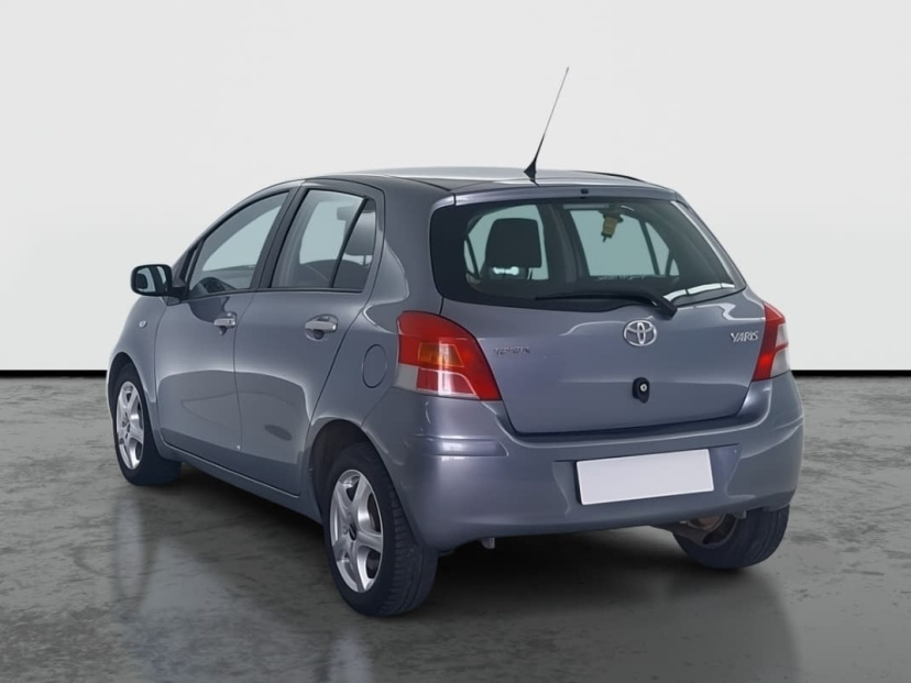 Toyota Yaris, 2011