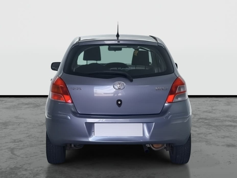 Toyota Yaris, 2011