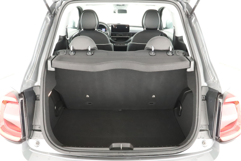 Fiat 500e, 2024
